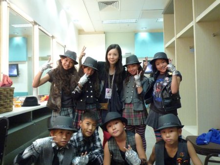 36077_435382741306_7036390_n