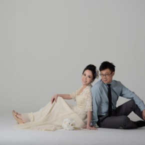 Colles & Raymond Pre-Wedding&nbsp;(Studio)